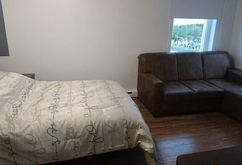 بنسيون Chambres Mb Normandin