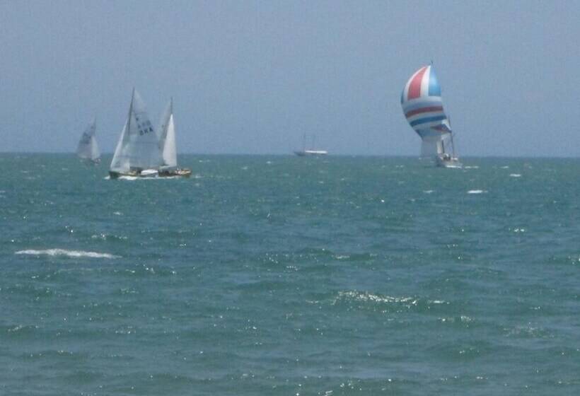 פנסיון Kama Kama Guest House