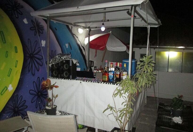 פנסיון Kama Kama Guest House