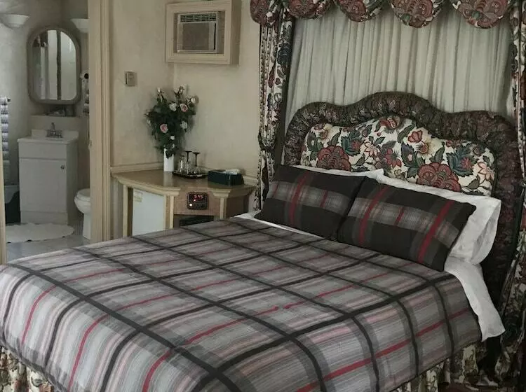 Majatalo Little Inn On Willow