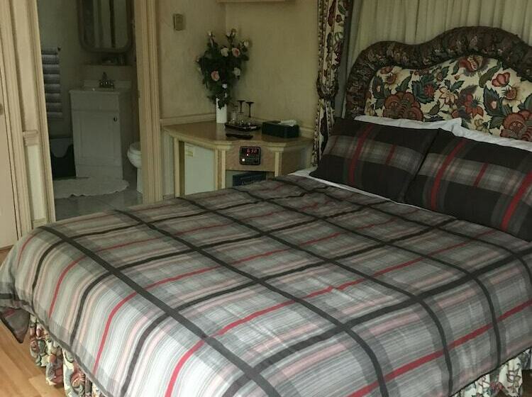 پانسیون Little Inn On Willow