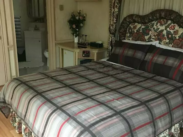 Majatalo Little Inn On Willow