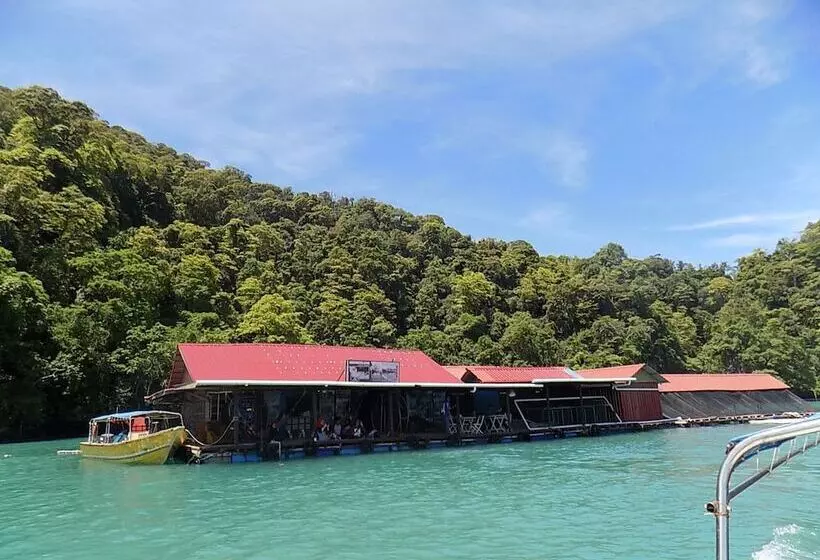 ペンション Terapung Hotel & Fish Garden