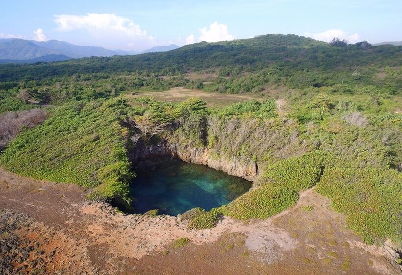 استراحتگاه Green Castle Estate