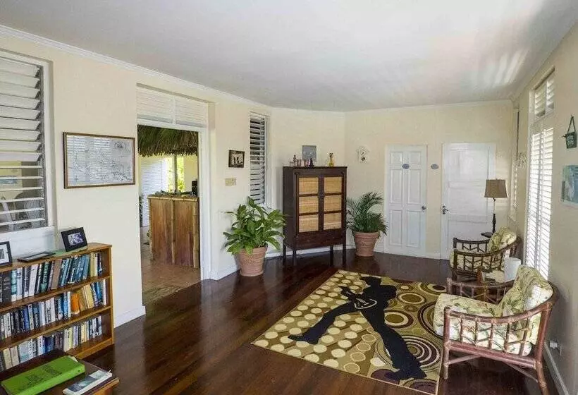استراحتگاه Green Castle Estate