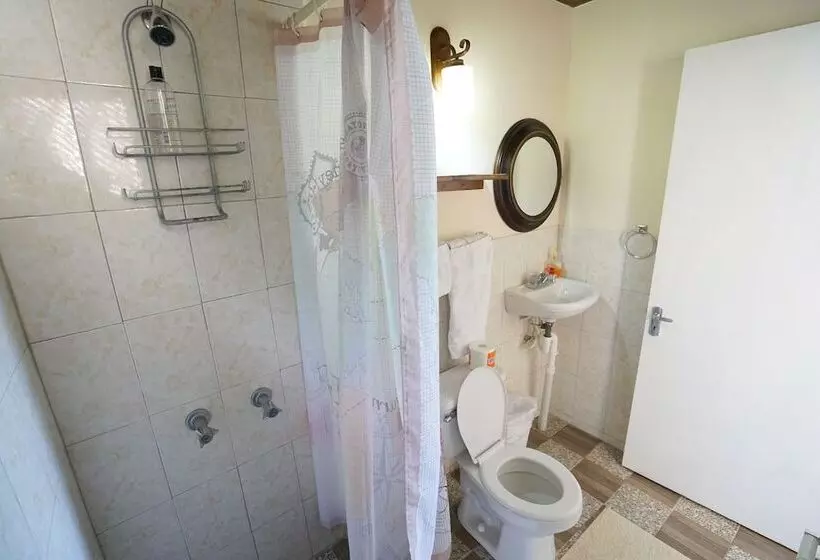 استراحتگاه Green Castle Estate