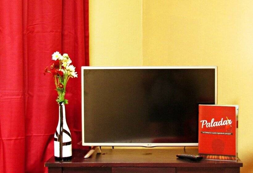 Santorini Hostal Y Restaurante