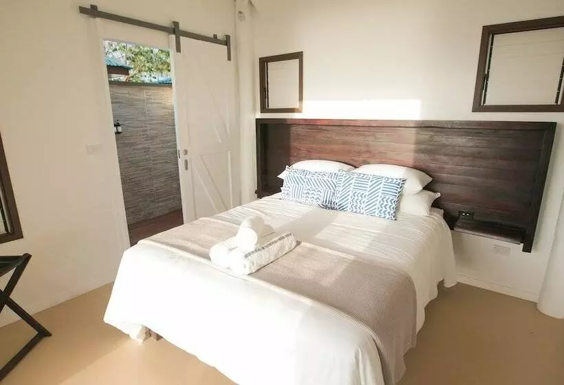 Retkeilymaja South Sea Island