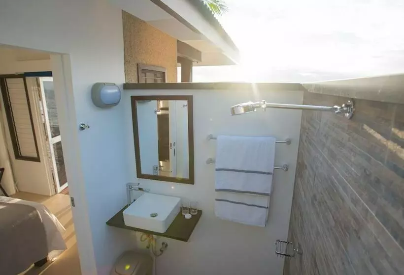 Retkeilymaja South Sea Island