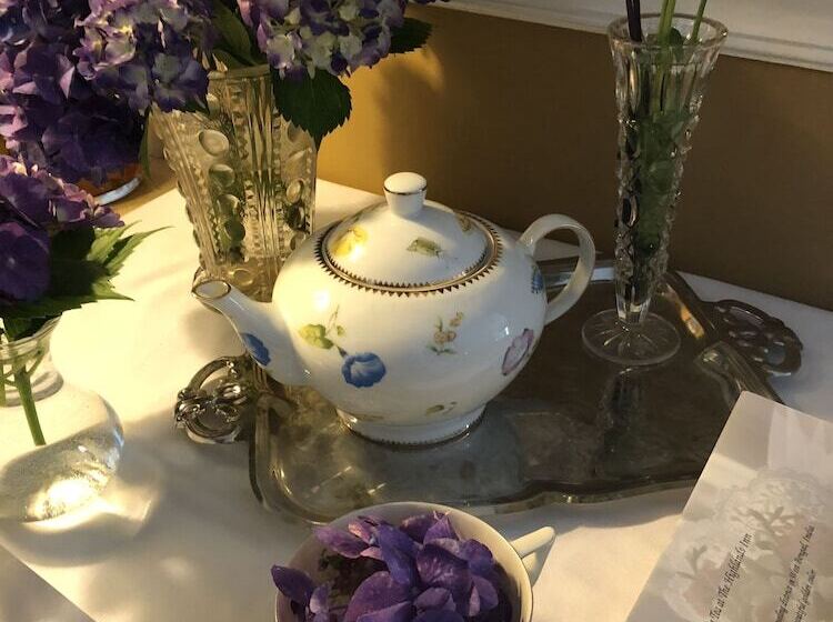 ベッドアンドブレックファースト Highlands Inn