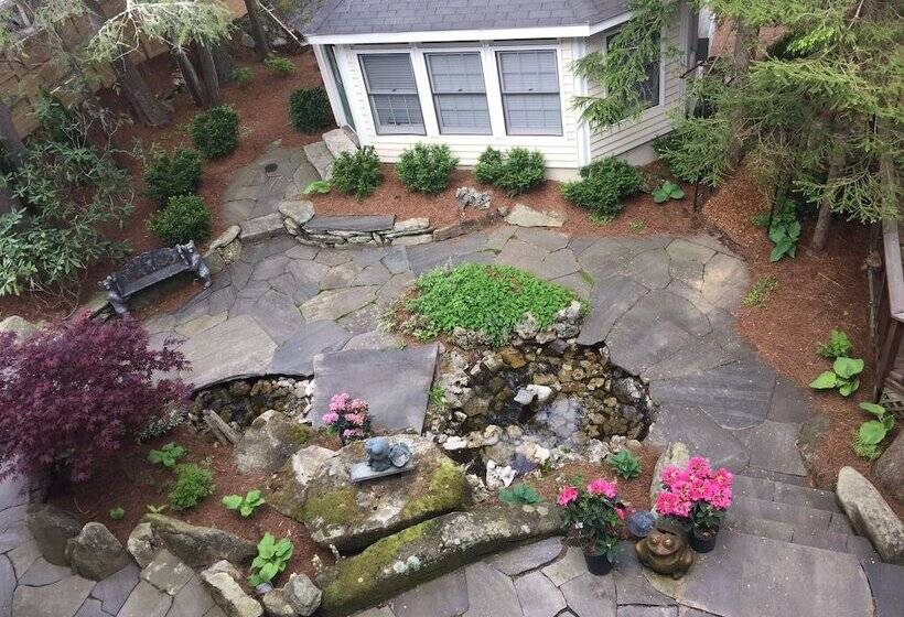 ベッドアンドブレックファースト Highlands Inn