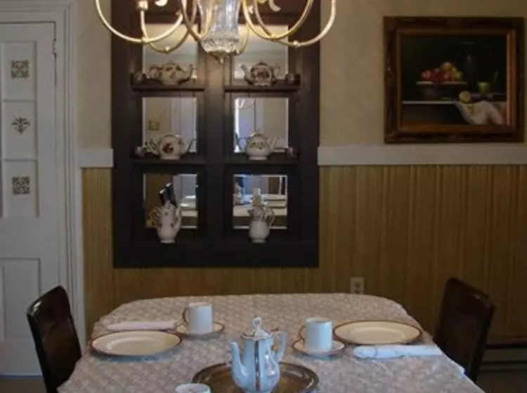 Aamiaismajoitus (B&B) Woodruff House