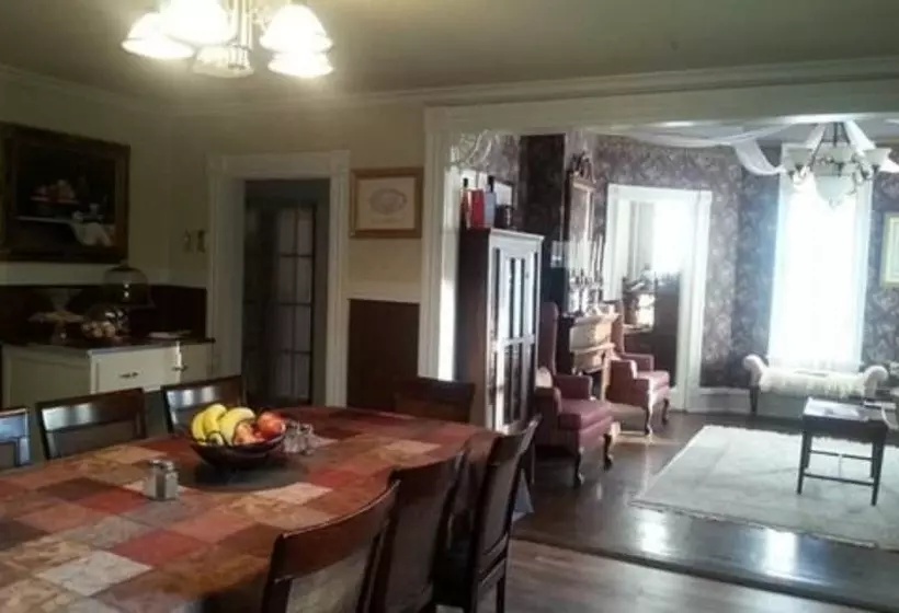 Aamiaismajoitus (B&B) Woodruff House