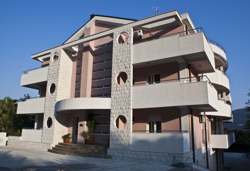 Garni Hotel Milica