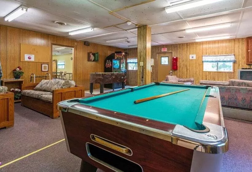 Lomakeskus Gateway To Cape Cod Ada Accessible Cottage 6