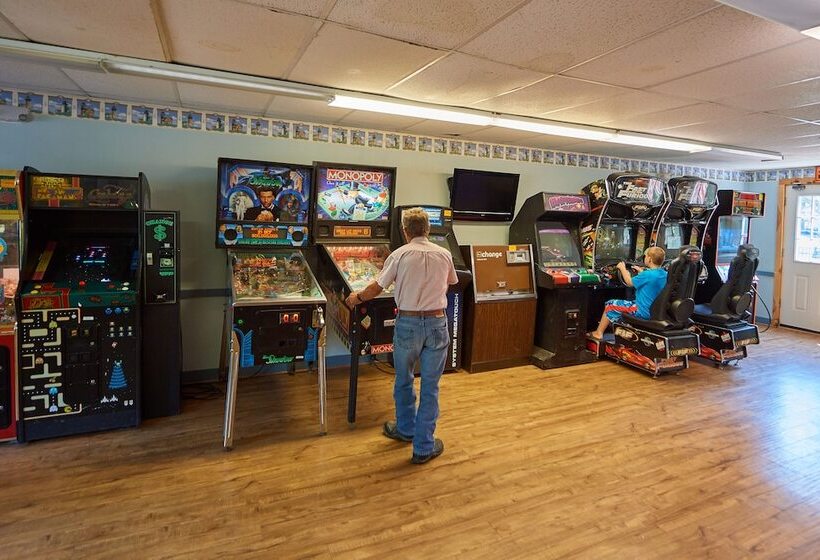 リゾートホテル Gateway To Cape Cod Ada Accessible Cottage 6