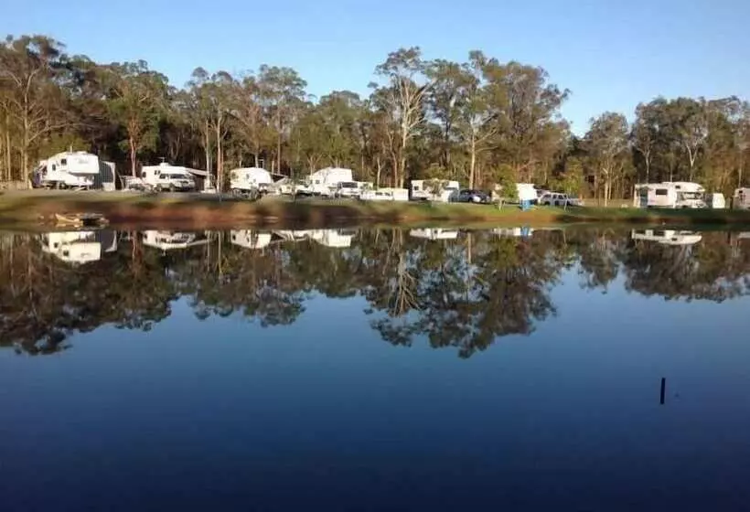 Hotelli Australian Motor Home Tourist Park Twelve Mile Creek