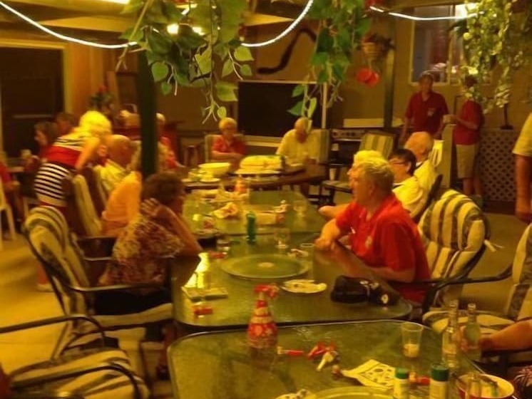 Отель Australian Motor Home Tourist Park Twelve Mile Creek