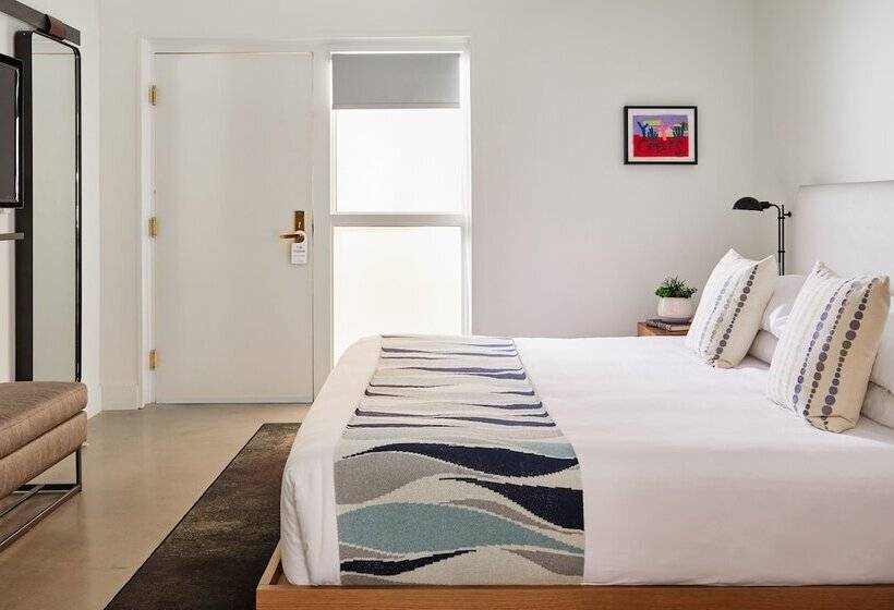 فندق Bluebird Spa City Motor Lodge