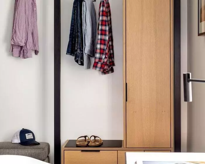 Hotelli Bluebird Spa City Motor Lodge