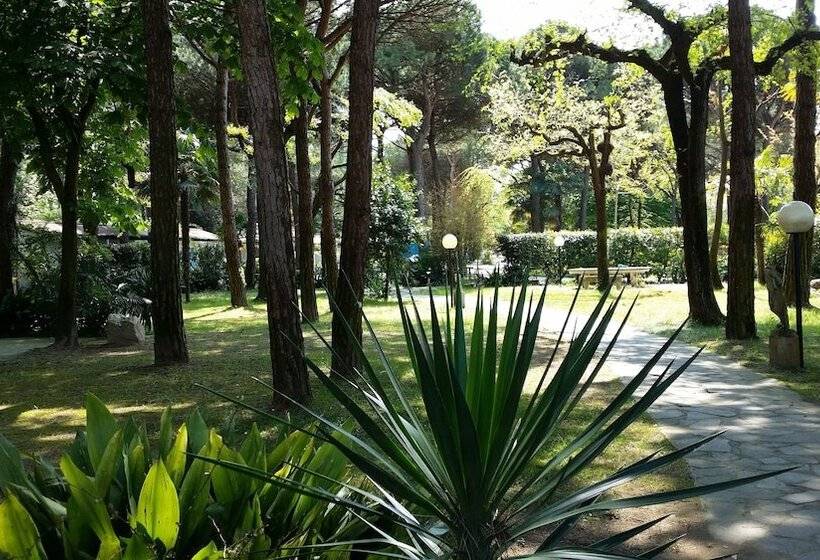 בית מלון כפרי Campground Holiday Center Valdor