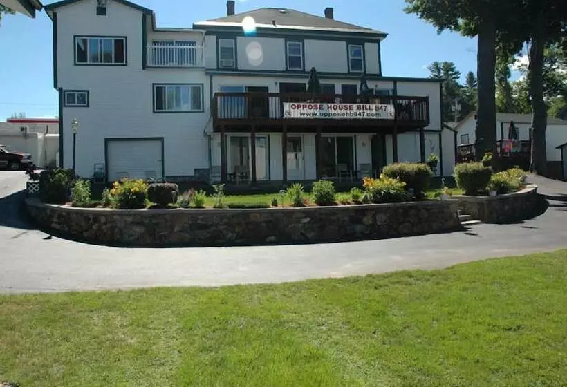 هتل Channel Watefront Cottages