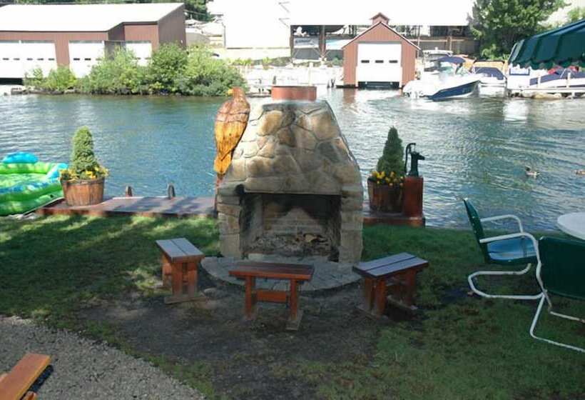 ホテル Channel Watefront Cottages