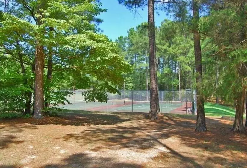 Hotelli Cherokee Landing Campground