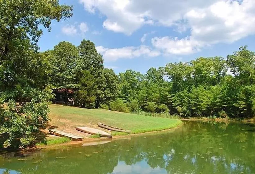 Hotelli Cherokee Landing Campground