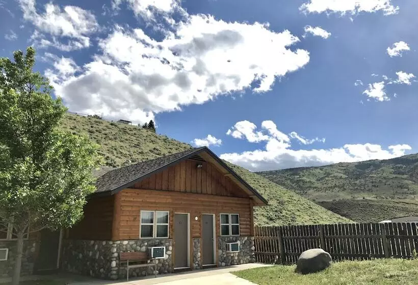 Hotelli Cody Holiday Lodge