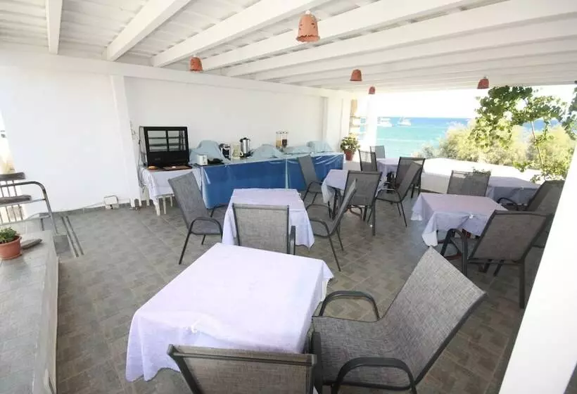 ホテル Cyclades Beach Apartments