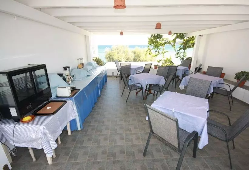 ホテル Cyclades Beach Apartments