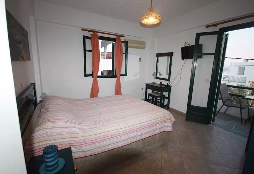 ホテル Cyclades Beach Apartments