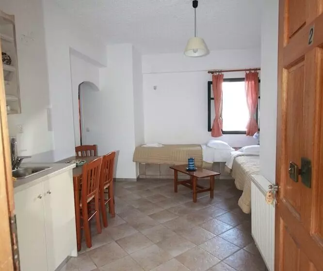 ホテル Cyclades Beach Apartments