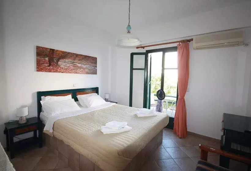 ホテル Cyclades Beach Apartments