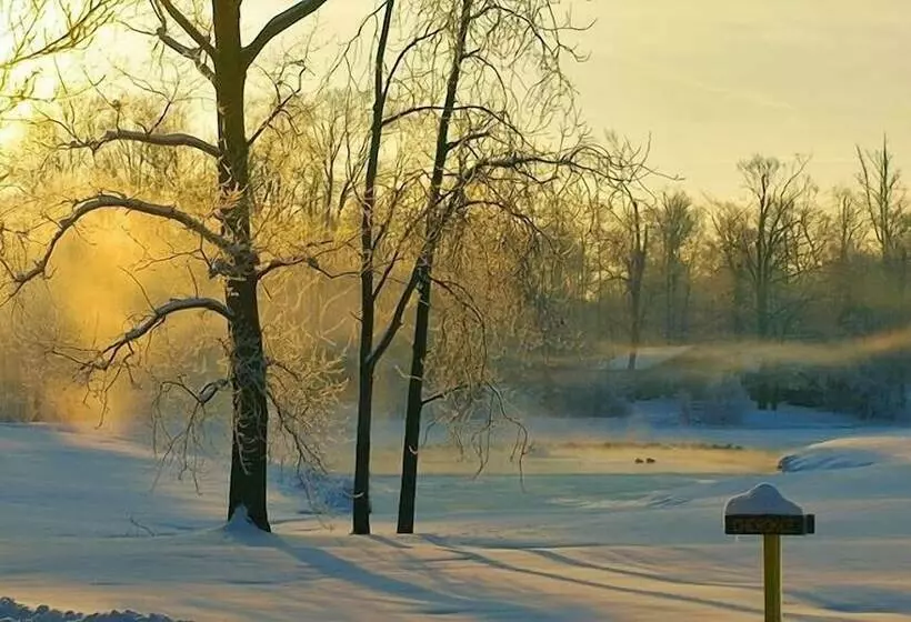 Hotelli Indian Lakes Rv Campground