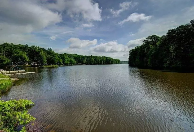 Hotelli Indian Lakes Rv Campground