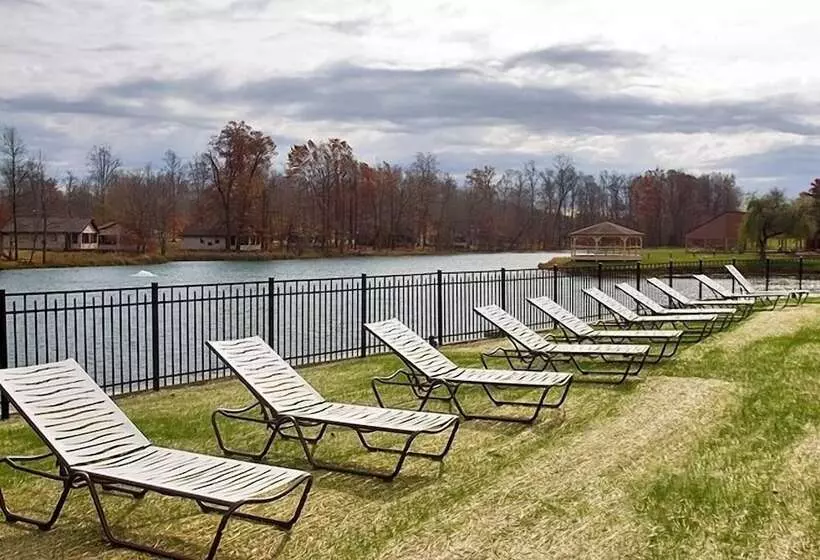 Hotelli Indian Lakes Rv Campground