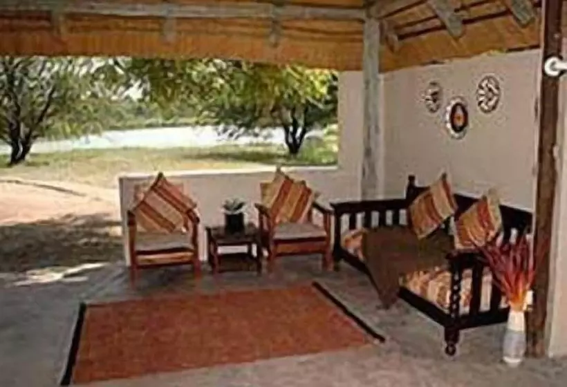 ホテル Kingfisher Bush Camp