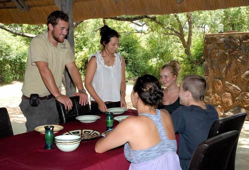 בית מלון כפרי Kingfisher Bush Camp