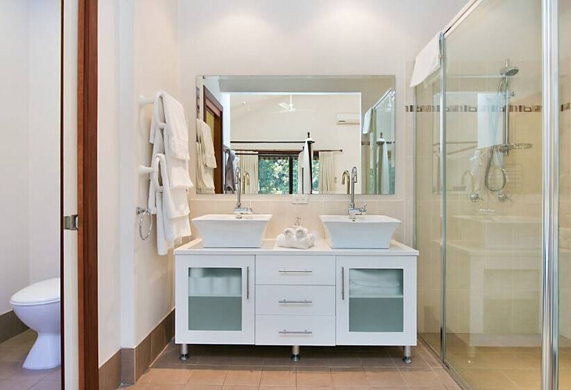 ホテル Limpinwood Lodge