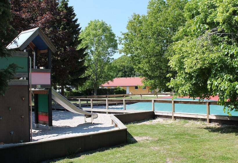 فندق Nordsjællands Feriepark & Camping