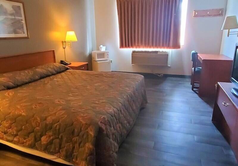 Отель Quality Inn & Suites