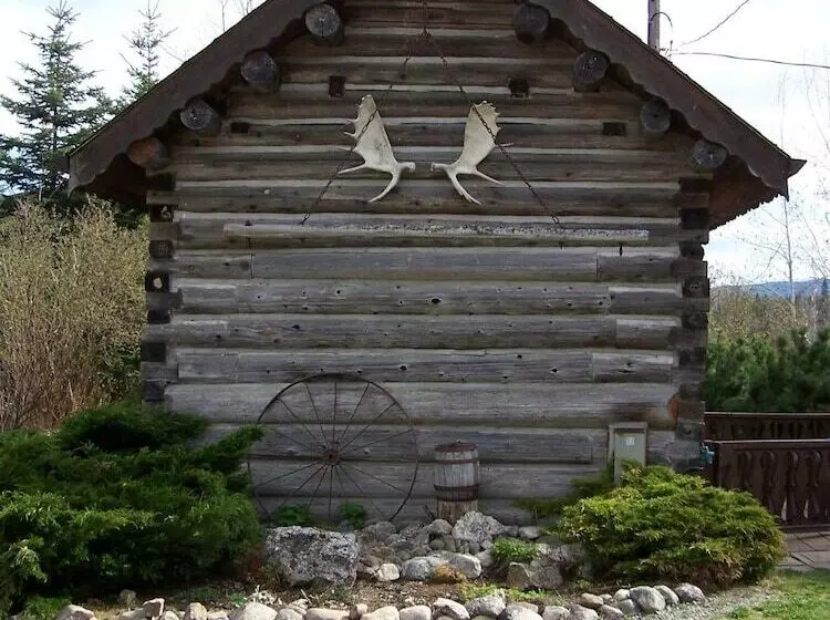 田舎風ホテル Nakiska Ranch
