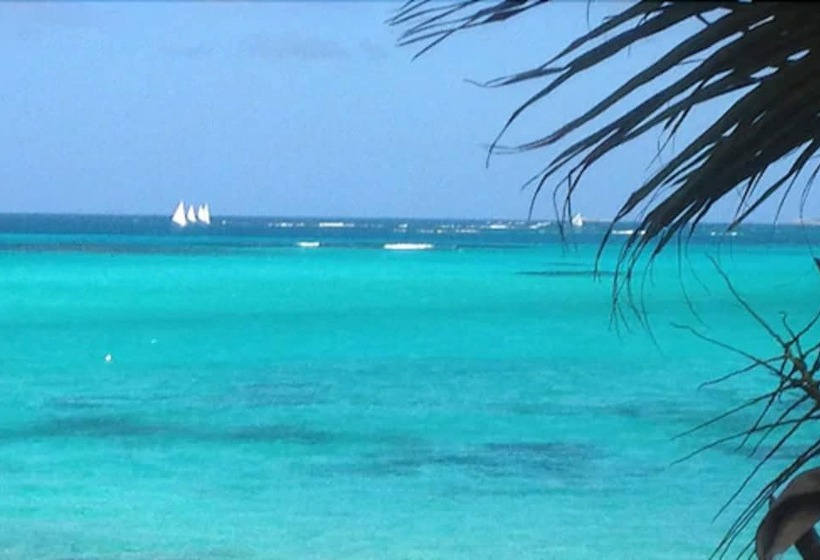 هتل Serenity Cottages