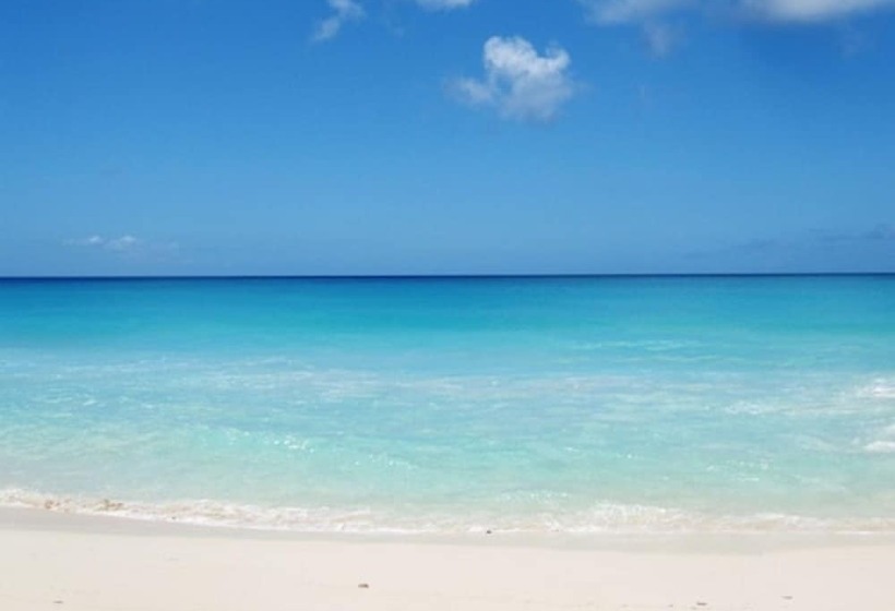 هتل Serenity Cottages