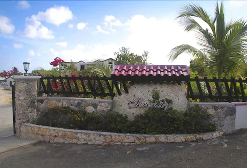 هتل Serenity Cottages