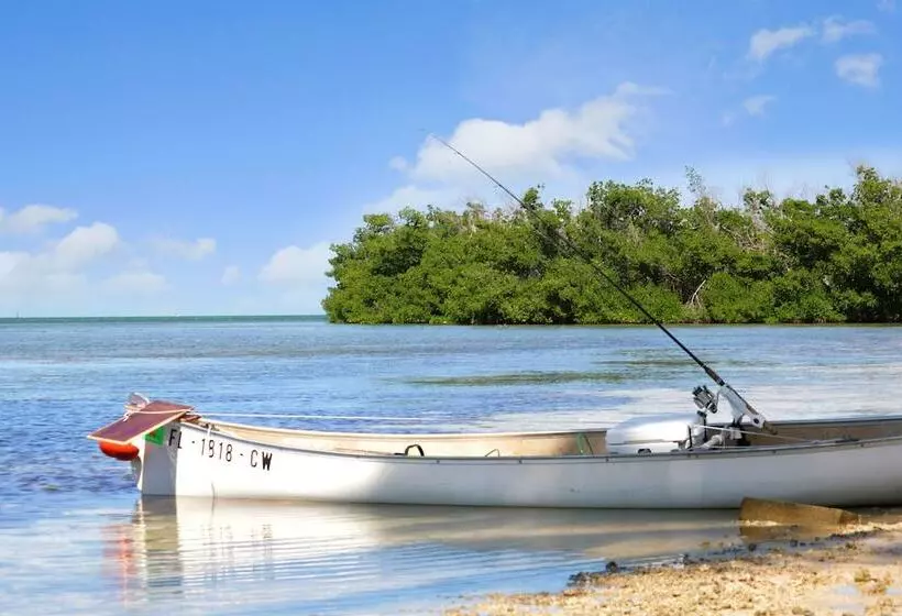 Hotelli Sunshine Key Rv Resort & Marina