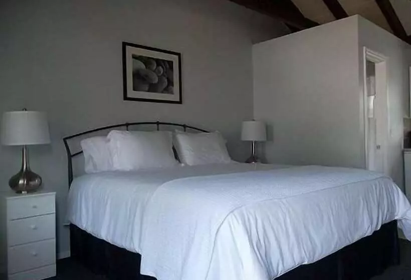 Hotelli The Blue Inn At North Fork