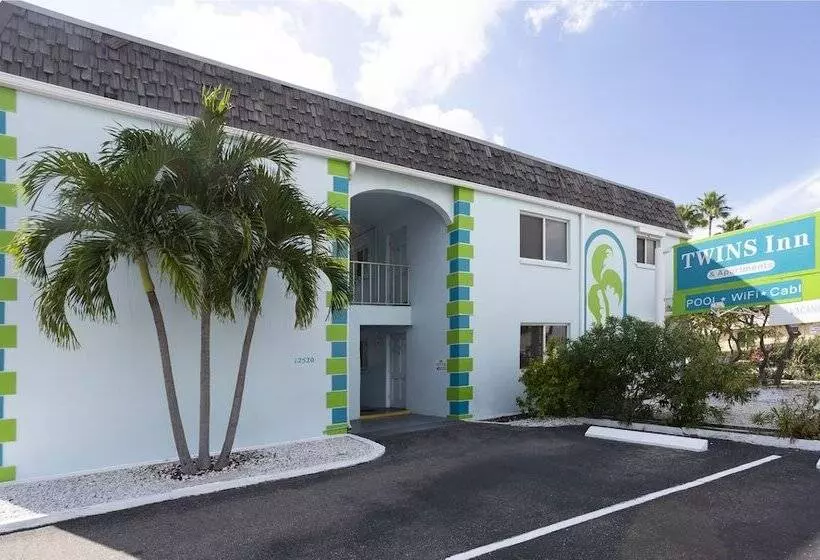 Hotelli Twins Inn & Apartments